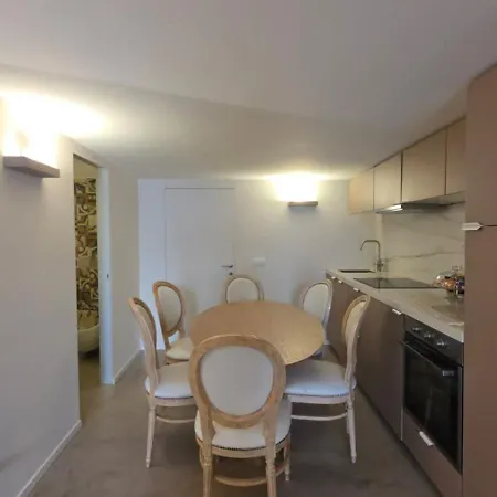 La Pietra - Vecchia, Vista Mare Apartmán *